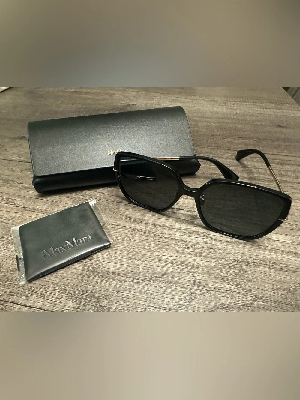 MaxMara Black Cat-Eye Sunglasses